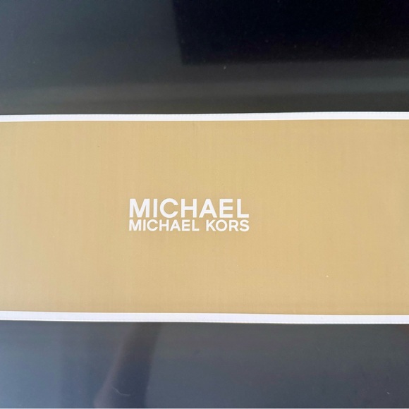 NEW Michael Kors Mandy Leather Slide Sandal - NWT - Black - Size 6 - Picture 4 of 5